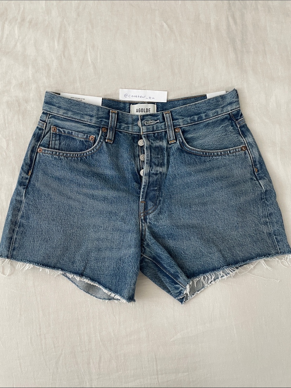 NWT AGOLDE Parker Long Cut Off Shorts in Ruin. Size 26. - Picture 3 of 7